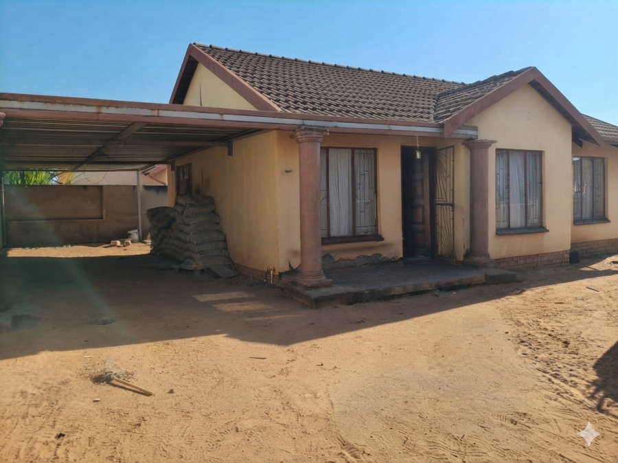 3 Bedroom Property for Sale in Tlhabane West North West